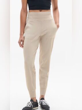 Athleta Cream Abalone Venice High Rise Jogger.  Sz 1X